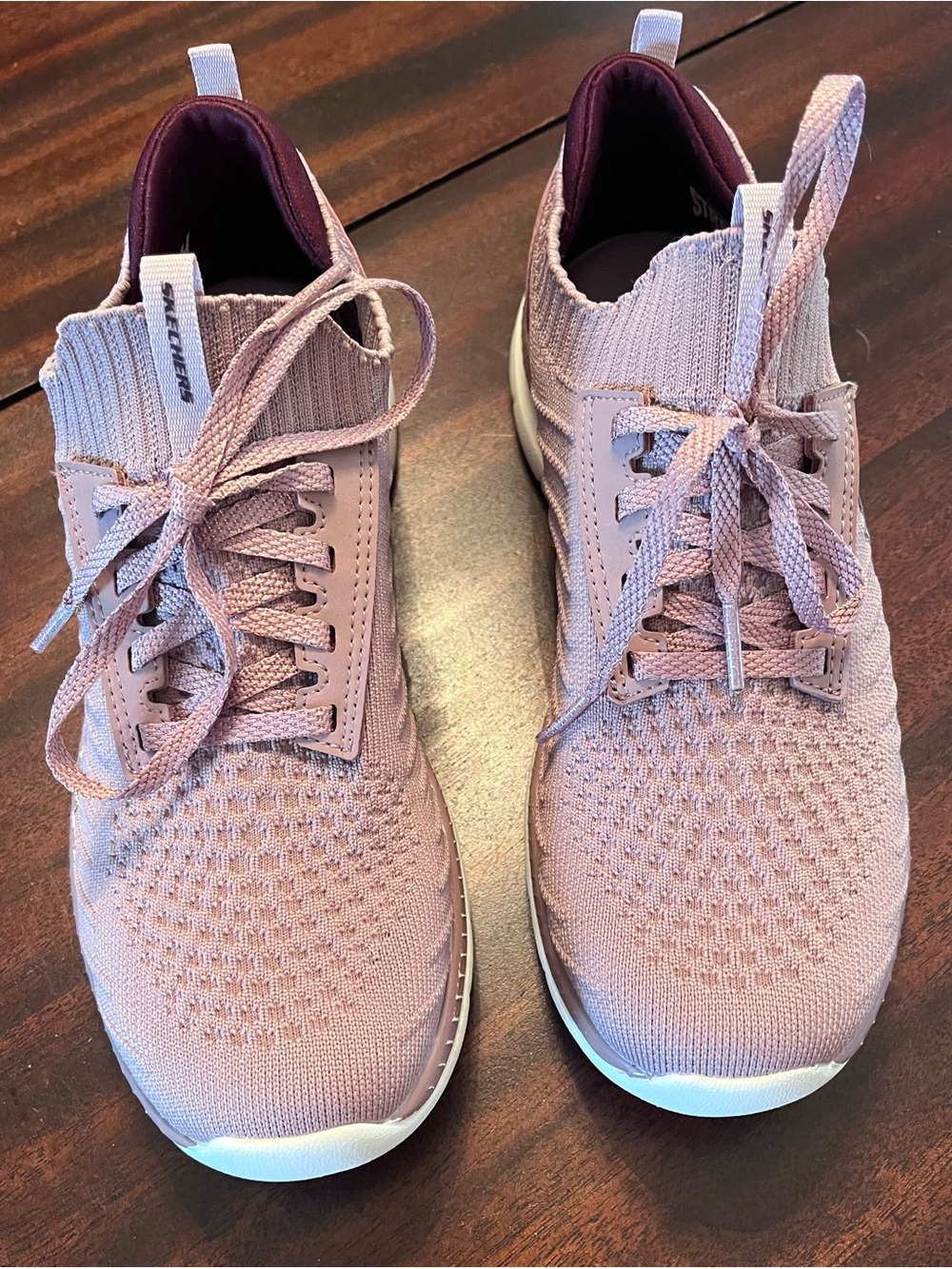 Women’s Skechers Bountiful mauve sneakers with Memory foam